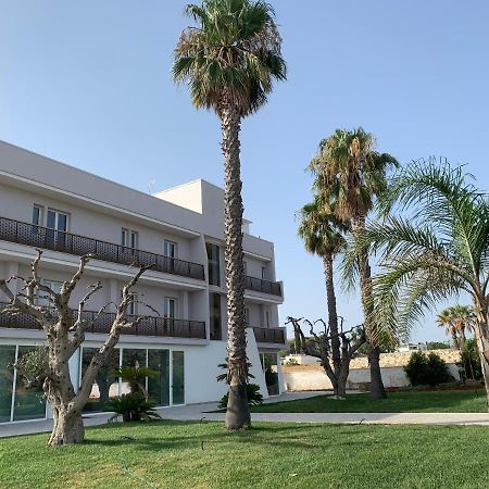 Hotel Posidonia Porto Cesareo Exteriör bild