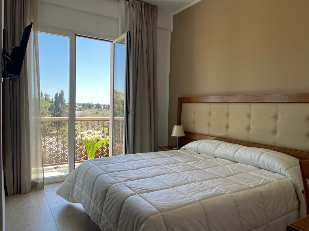 Hotel Posidonia Porto Cesareo Exteriör bild